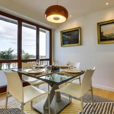 Auteuil - Lumineux Renove Apartment